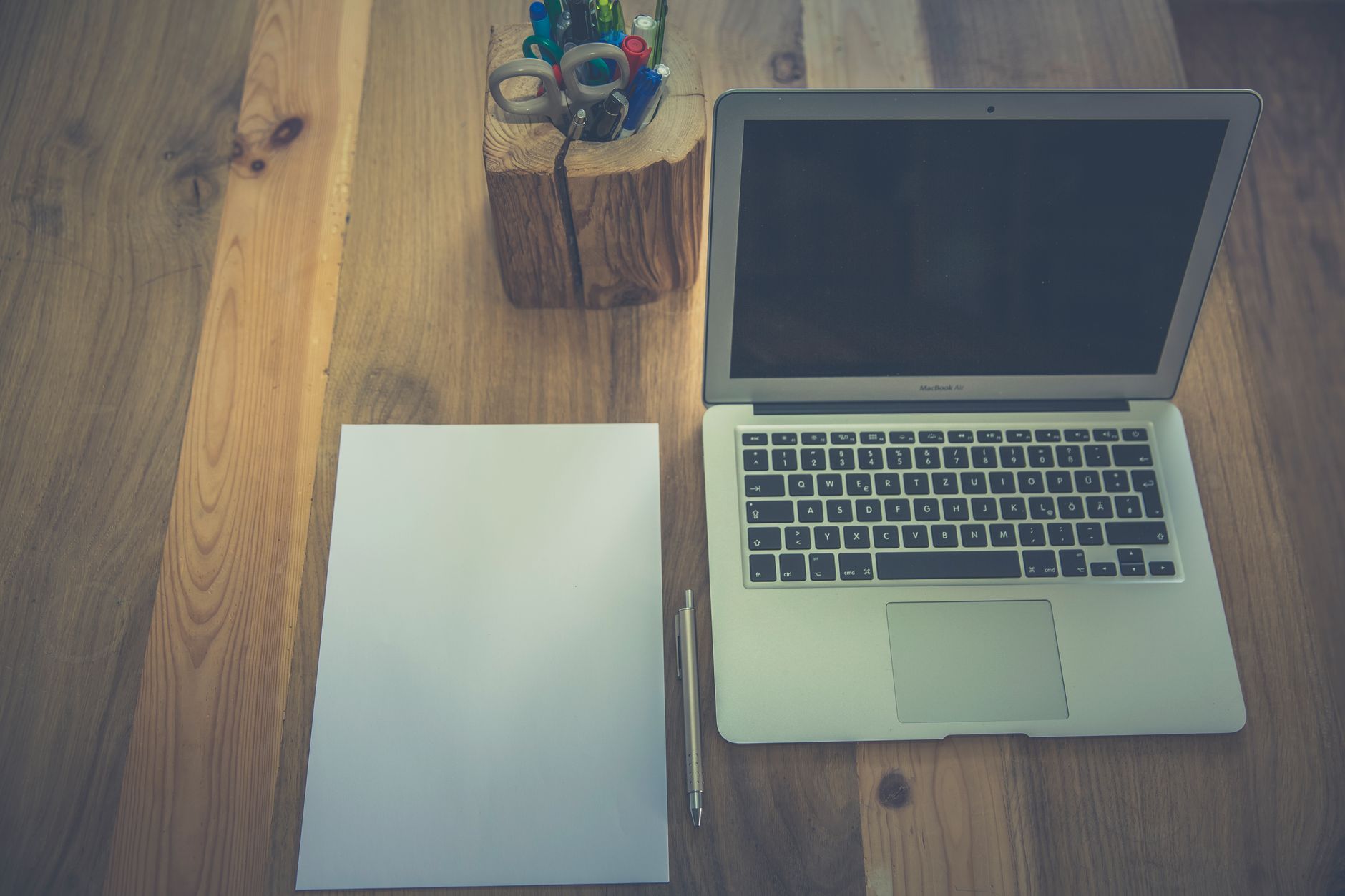 Come la generazione di testi AI sta rivoluzionando la creazione di contenuti per blog